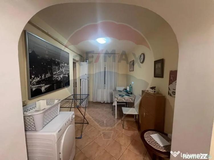 Apartament cu 2 camere decomandat în Sud