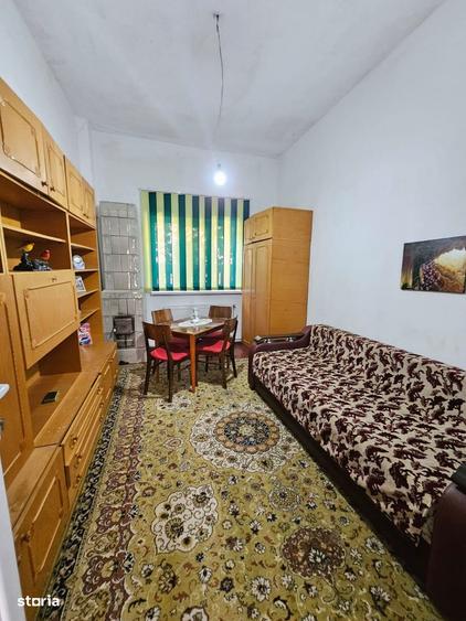 Casă cu 3 camere cu Teren 500 Mp în Central