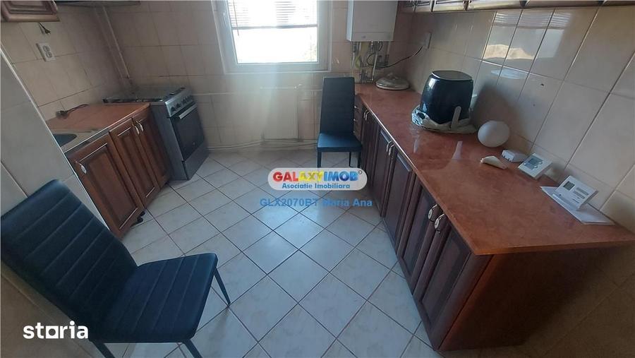 Apartament cu 3 camere decomandat în Central