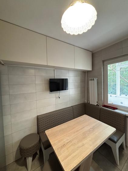 Apartament cu 2 camere decomandat în Berceni