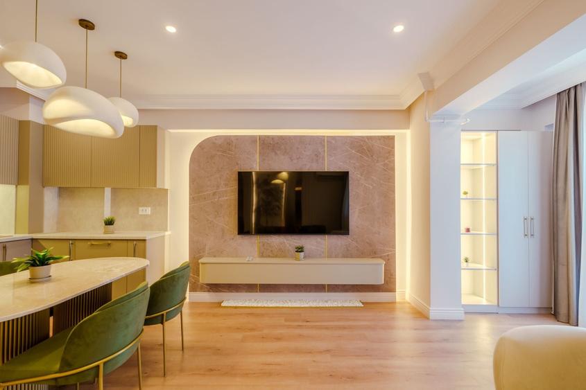 Apartament cu 2 camere decomandat în Central
