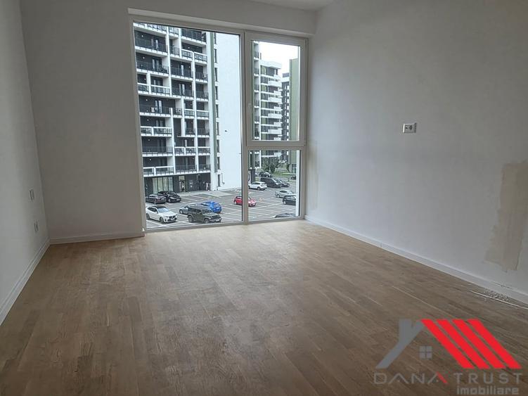 Apartament cu 2 camere semidecomandat în Torontalului
