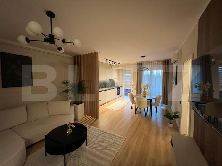 Apartament cu 2 camere semidecomandat, mobilat în Florești