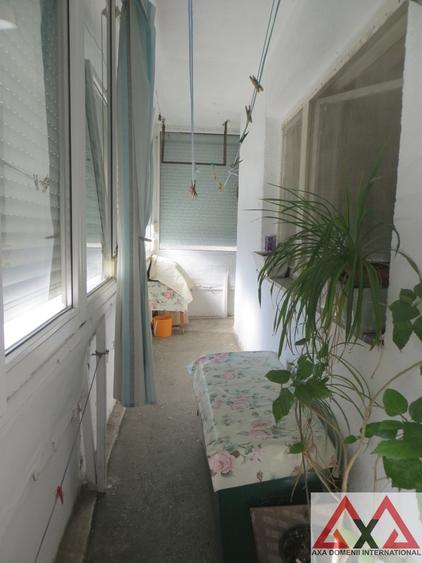Apartament cu 2 camere semidecomandat în Turda