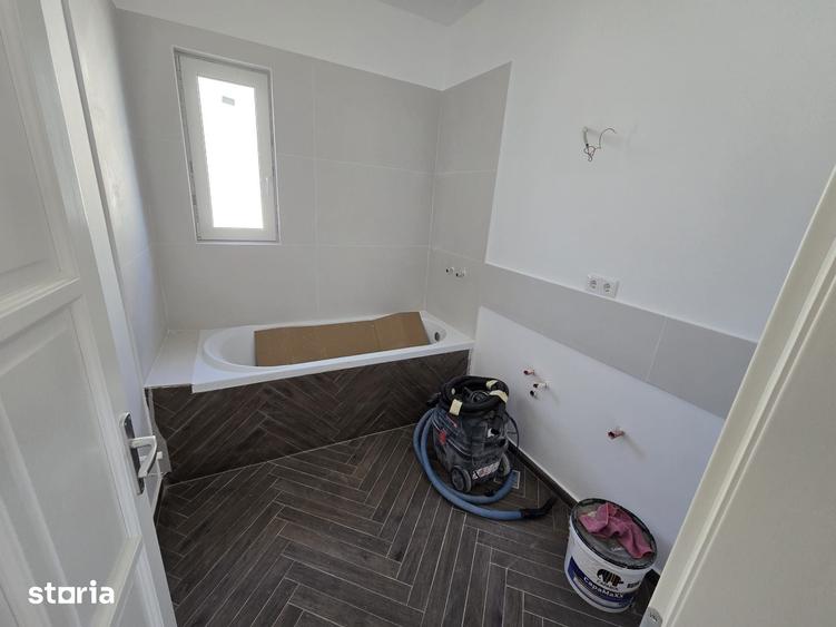 Casă cu 4 camere cu Teren 500 Mp în Corunca
