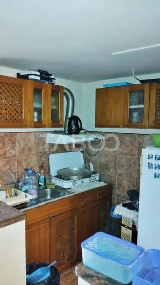 Casă cu 4 camere cu Teren 1000 Mp în Toplița