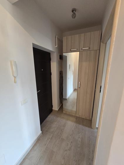 Apartament cu 2 camere decomandat în Herăstrău