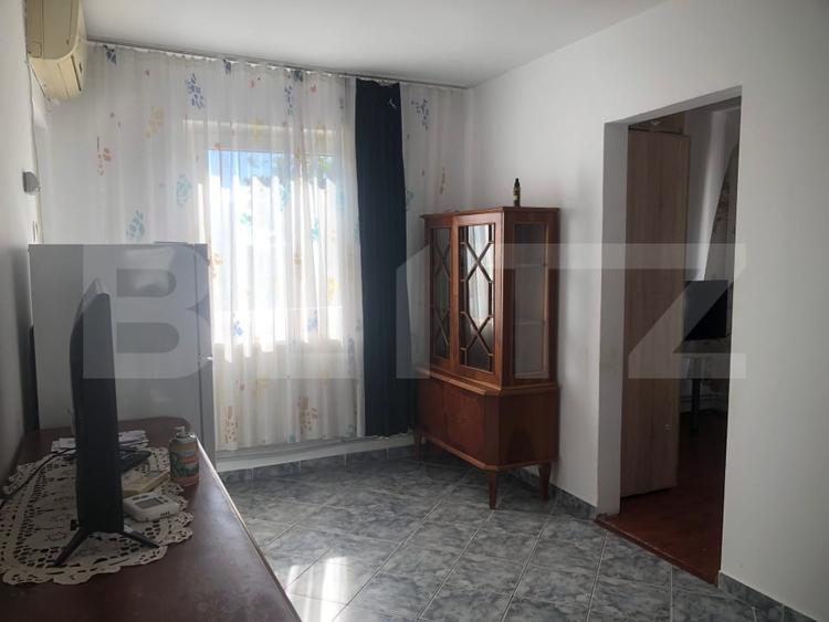 Apartament cu 2 camere nedecomandat, mobilat în Solidarității