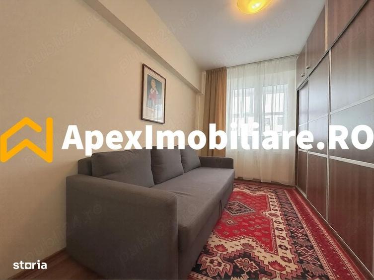 Apartament cu 3 camere decomandat în Tineretului
