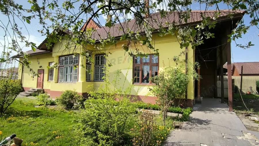 Casă cu 3 camere cu Teren 470 Mp în Dumbrăveni