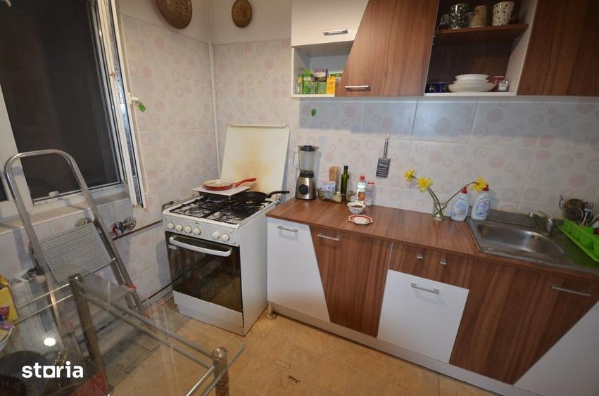 Apartament cu 3 camere decomandat în Pantelimon