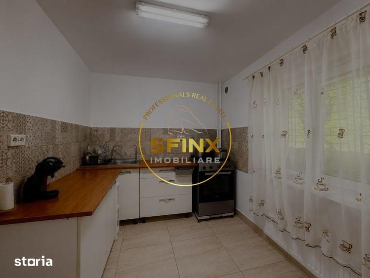 Apartament cu 3 camere decomandat în Rahova