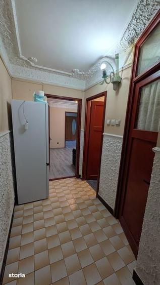 Apartament cu 2 camere semidecomandat în Astra