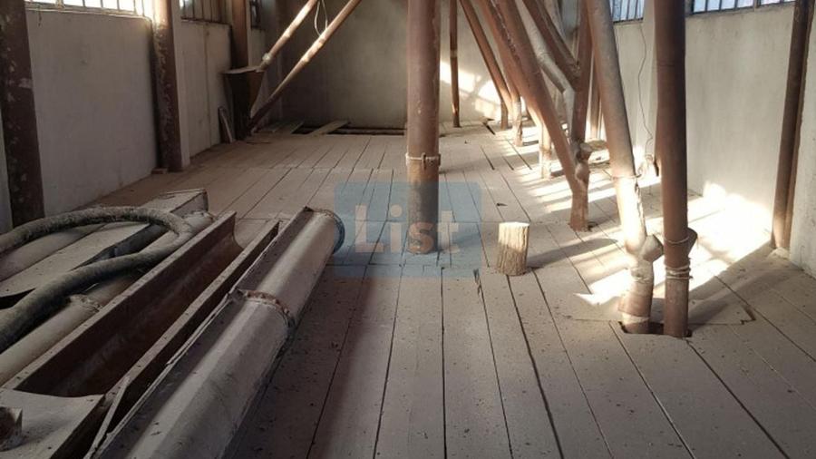 Spațiu comercial, de 280 mp, în Central