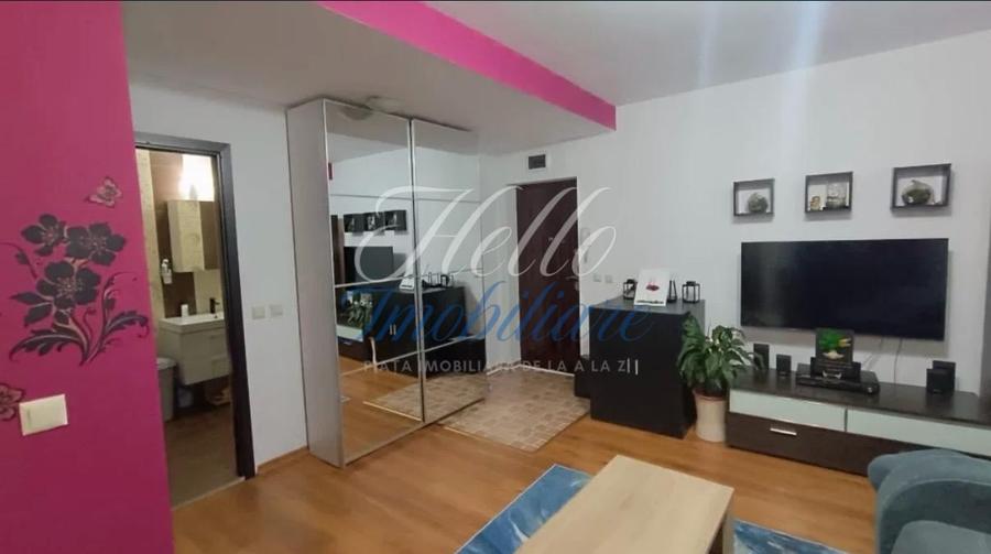 Apartament cu 2 camere semidecomandat, mobilat în Florești