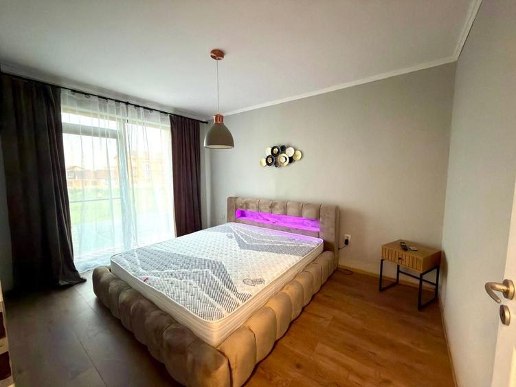 Casă cu 3 camere cu Canalizare în Giroc