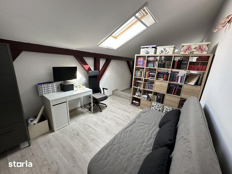 Casă cu 5 camere cu Teren 280 Mp în Bucureștii Noi