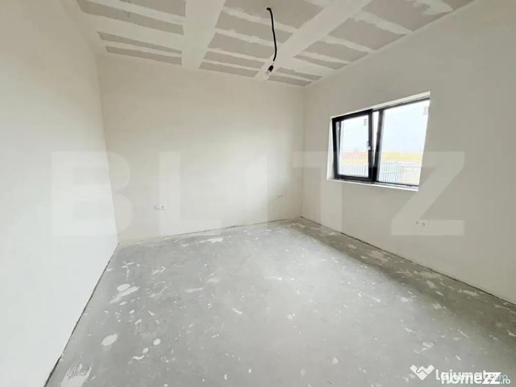 Casă cu 3 camere cu Teren 450 Mp în Lazuri