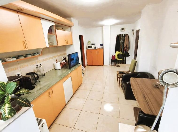 Apartament cu 3 camere decomandat în Ultracentral