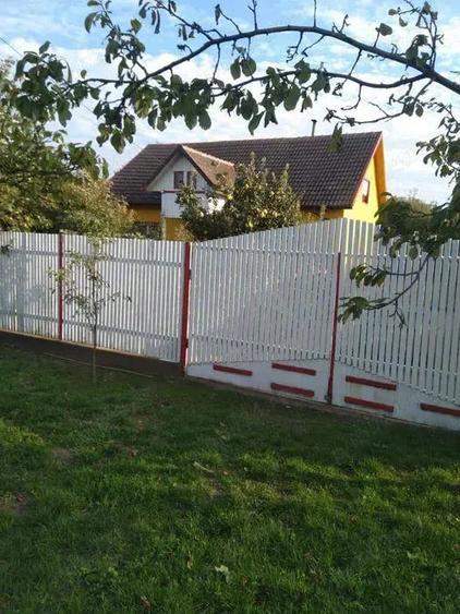 Casă cu 3 camere cu Teren 100 Mp în Măceșu de Jos