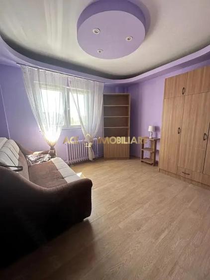 Apartament cu 3 camere decomandat, mobilat în Dristor