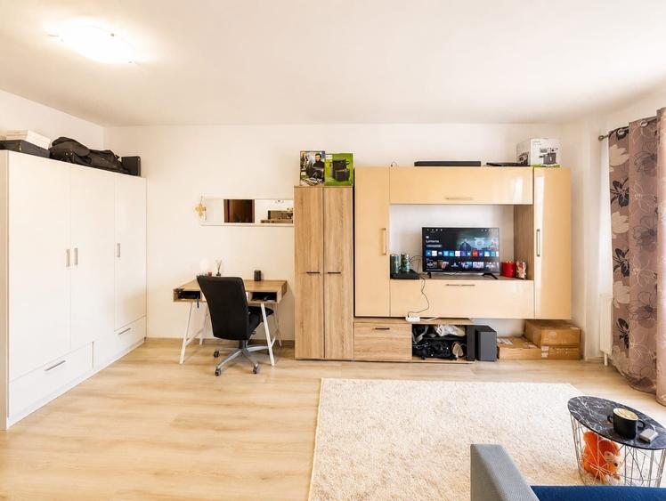 Apartament cu 2 camere decomandat în Florești