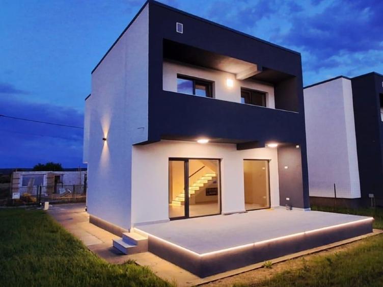 Casă individuală cu 4 camere cu Teren 413 Mp în Popa Șapcă