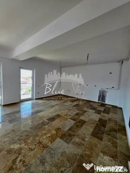 Casă cu 7 camere cu Teren 420 Mp în Faleza Nord