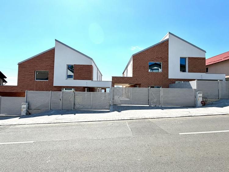 Duplex cu 4 camere cu Canalizare în Iris