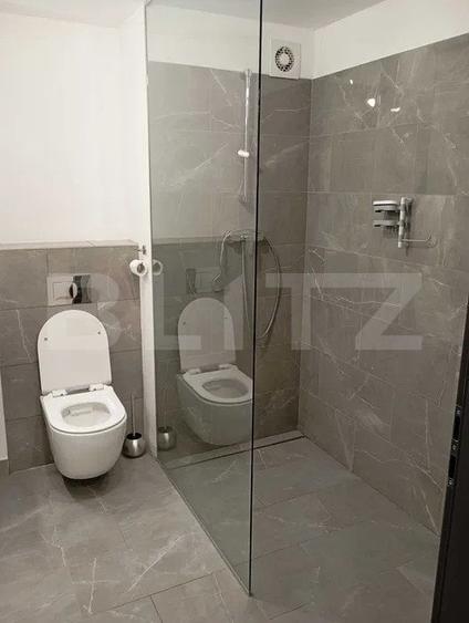 Apartament cu 2 camere semidecomandat, mobilat în Semicentral