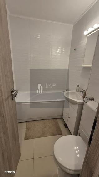 Apartament cu 2 camere semidecomandat în Giurgiului