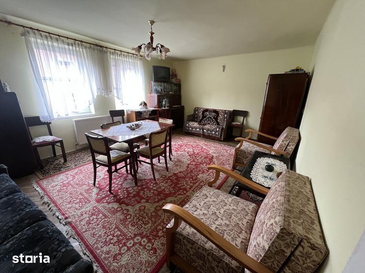 Casă cu 2 camere decomandat cu Teren 103 Mp în Ultracentral