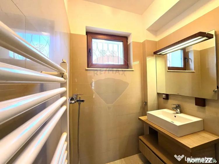 Casă cu 3 camere cu Teren 7610 Mp în Snagov