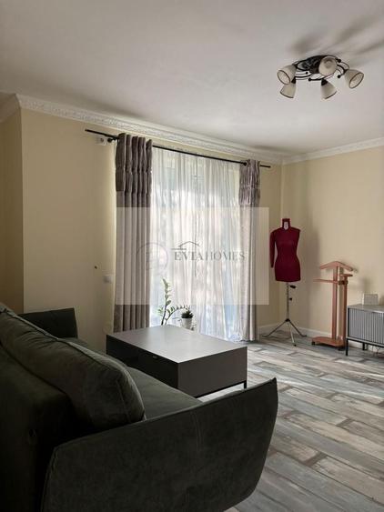 3 camere/ terasǎ 120 mp/ parcare inclusă / Cartier Bunǎ Ziua - 1