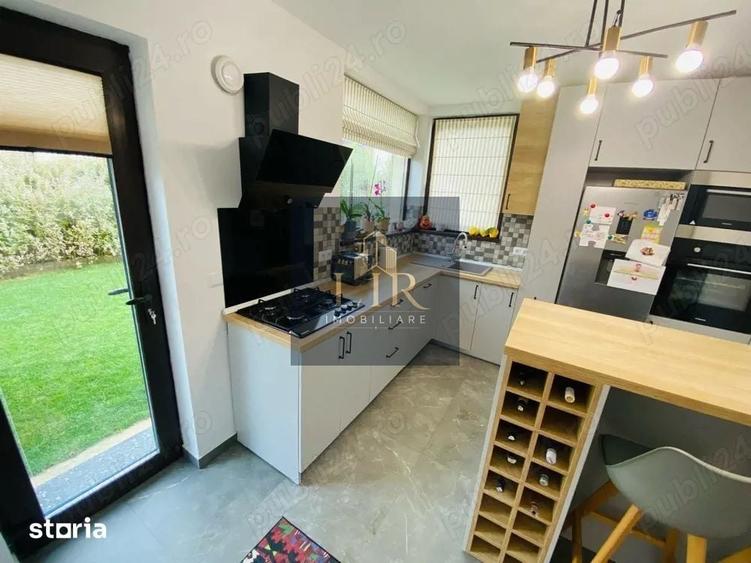 Casă cu 4 camere cu Teren 377 Mp în Rediu