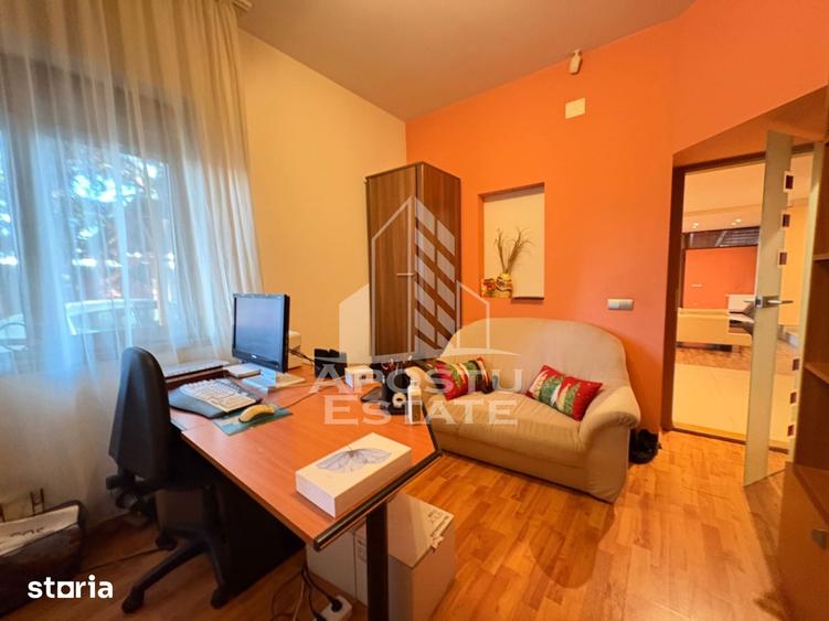 Casă cu 6 camere cu Teren 920 Mp în Odobescu