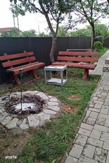 Casă cu 5 camere cu Teren 660 Mp în Jucu