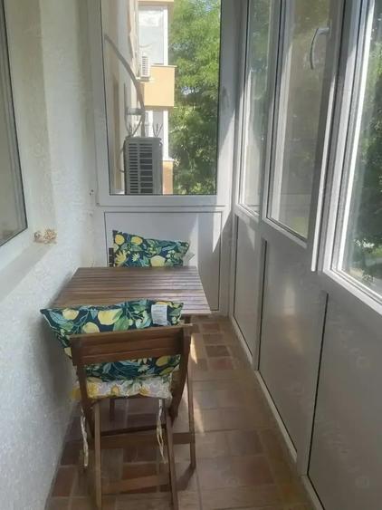 Apartament cu 3 camere decomandat în Șagului