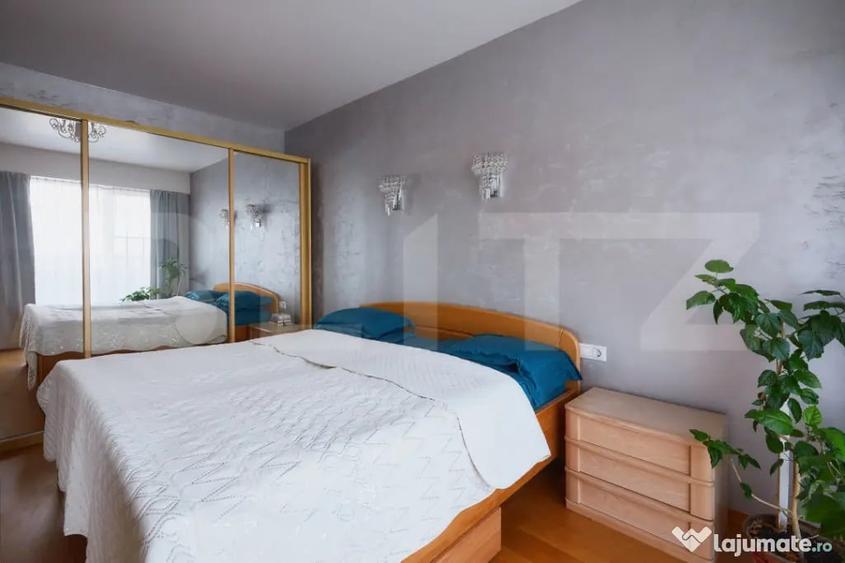 Apartament cu 3 camere decomandat în Central