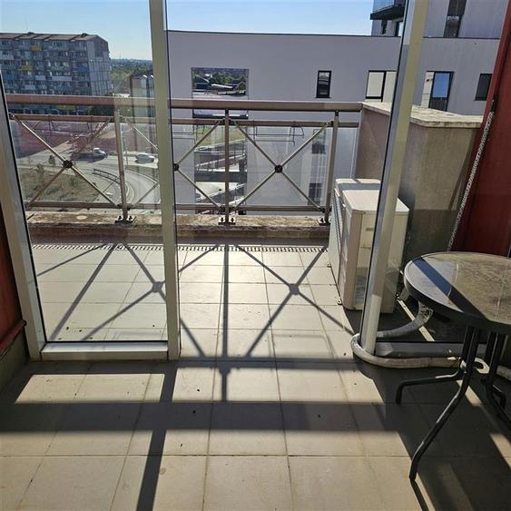 Apartament cu 2 camere decomandat în Torontalului
