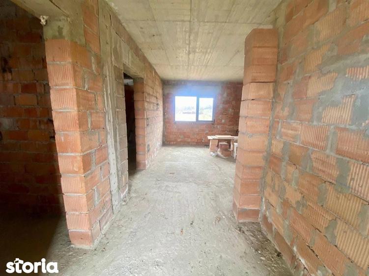 De vanzare Vila la rosu din caramida in aropiere de Roman, 76.000 euro - 15