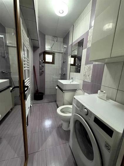 Garsonieră decomandată, mobilată în Alexandru cel Bun