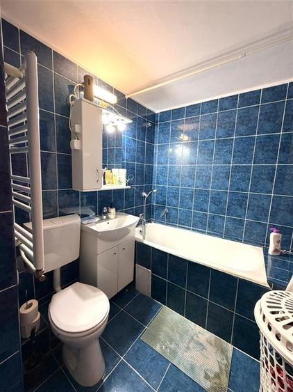 Apartament cu 3 camere decomandat în Rogerius