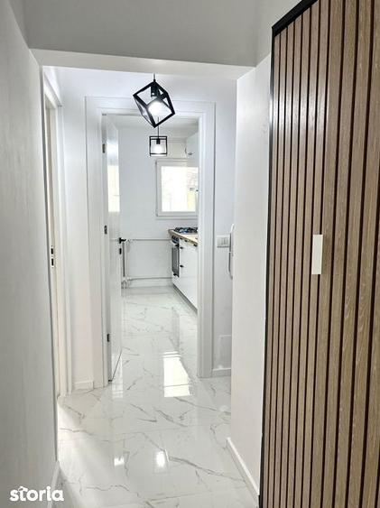 Apartament cu 3 camere semidecomandat, mobilat în Colentina