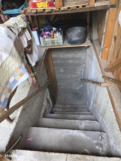 Casă cu 3 camere cu Teren 1079 Mp în Stâlpeni