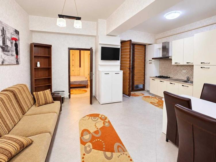 Apartament cu 2 camere semidecomandat în Central