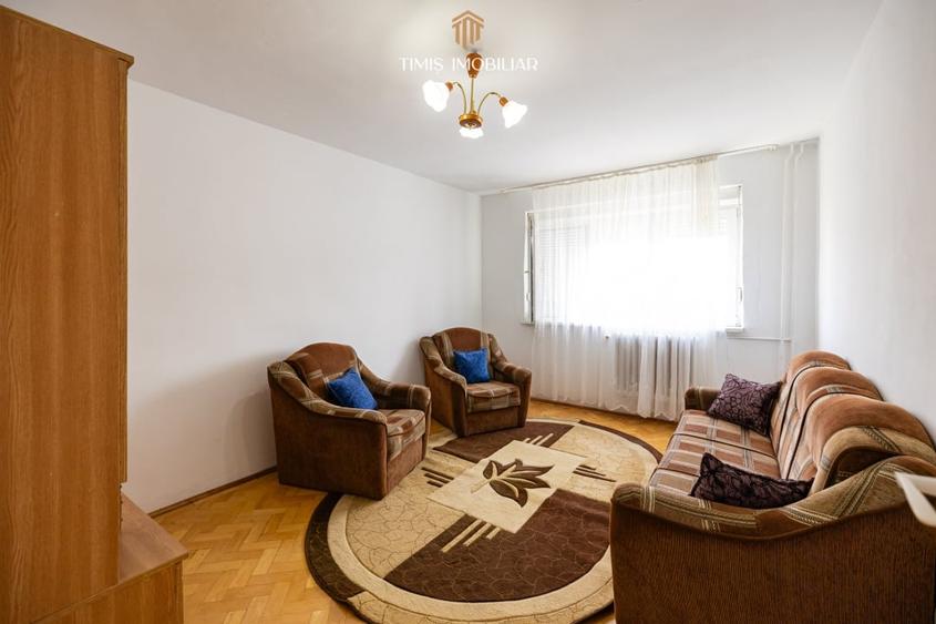 Apartament cu 2 camere semidecomandat, mobilat în Complex Studențesc