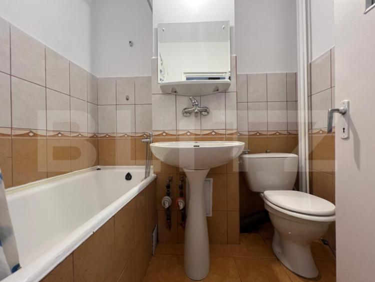 Garsonieră semidecomandată în Central