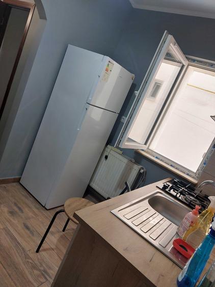 Apartament cu 2 camere decomandat în Traian