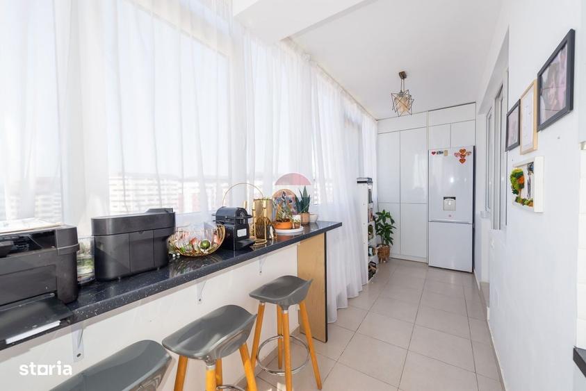 Apartament cu 3 camere semidecomandat în Militari
